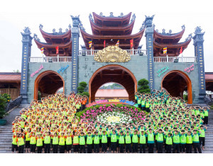 Chùa Ba Vàng